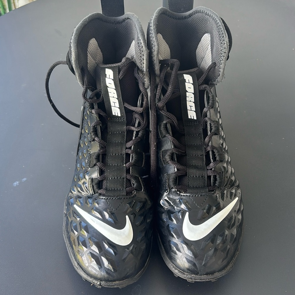 Nike force savage football cleats